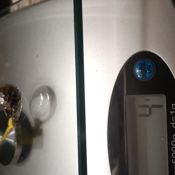 10K WHITE GOLD DIAMOND CUT DOME RING - Picture 6 of 8